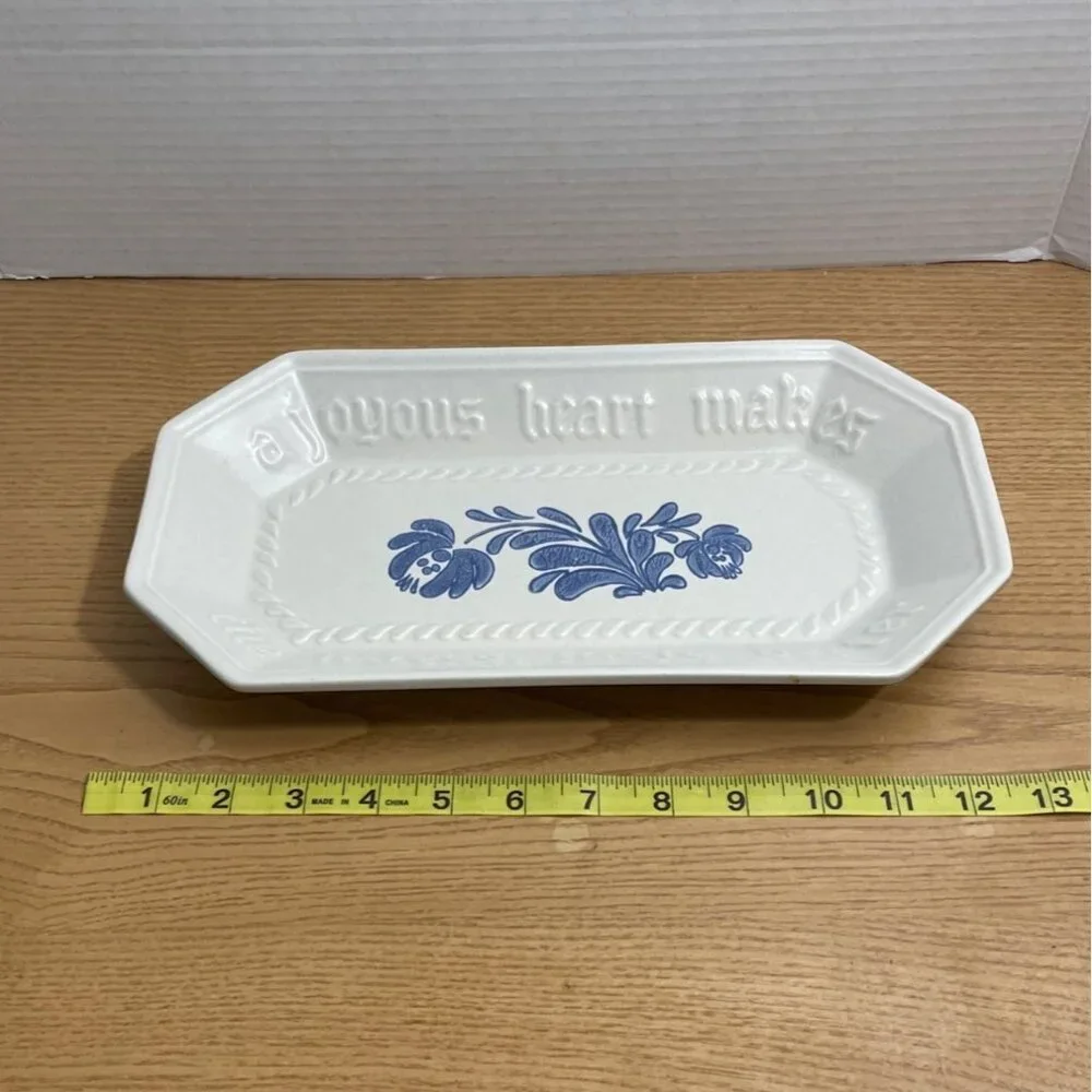 Pfaltzgraff Yorktowne Bread Plate A Joyous Heart Makes The Loaves Taste Better
